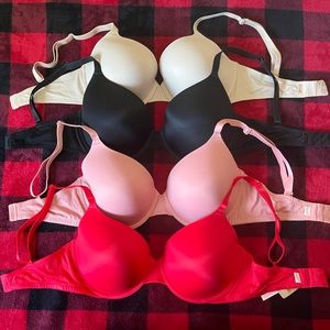 Lot of 4 VS PINK wear everywhere bras 34ddd Like New